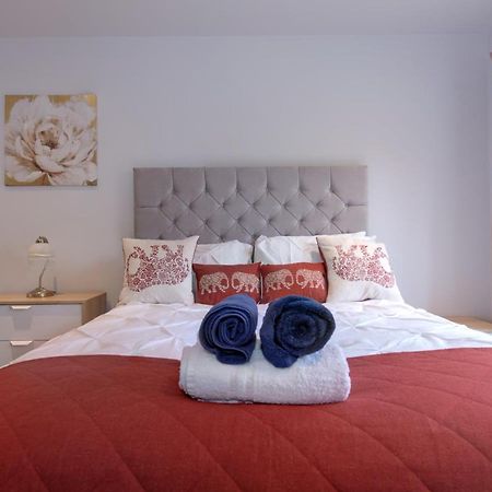 Gorgeous Spacious 2 Bed 2 Bath Apartment 레스터 외부 사진