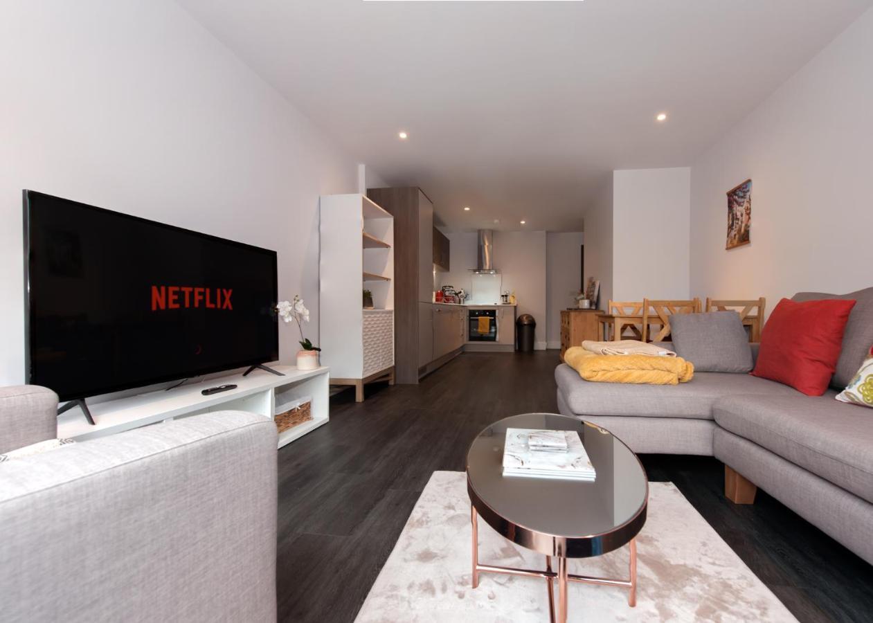Gorgeous Spacious 2 Bed 2 Bath Apartment 레스터 외부 사진